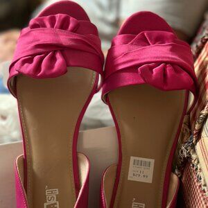 Brash ladies pink shoe